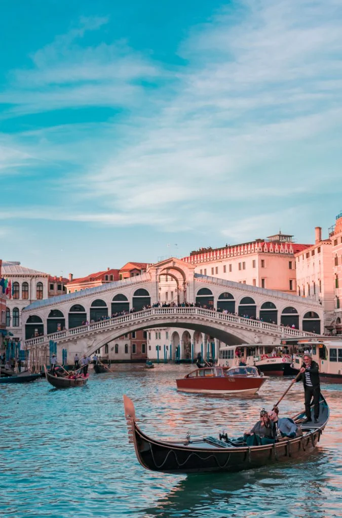 damiano-baschiera-hFXZ5cNfkOk-unsplash-1-1-675x1024