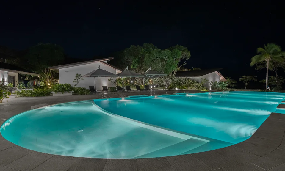 Premier-Pool_Wide_-LSide_Night