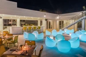 The-Best-Pasalubongs-to-Take-Home-from-Your-Travels-300x200